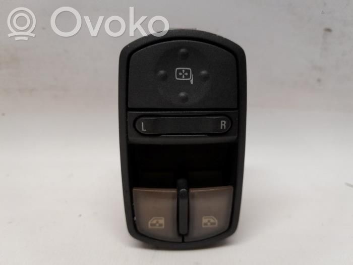 Opel Corsa D Przyciski szyb 