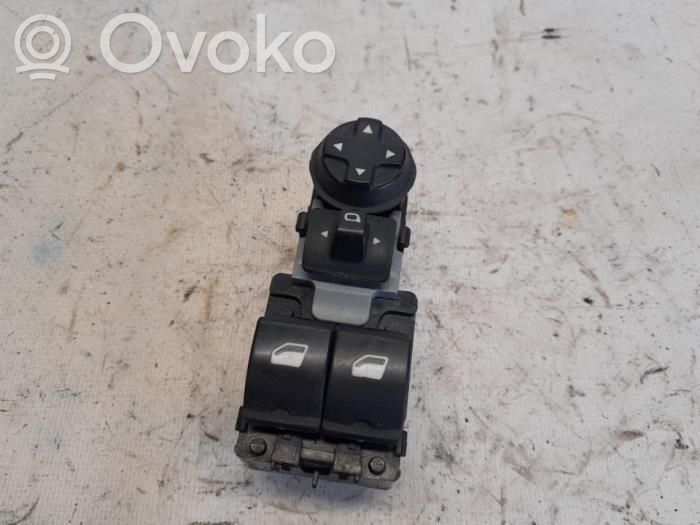 Peugeot Expert Electric window control switch 