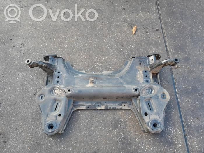 Peugeot 208 II Bastidor delantero 