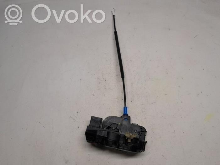 Opel Astra H Zamek drzwi przednich 