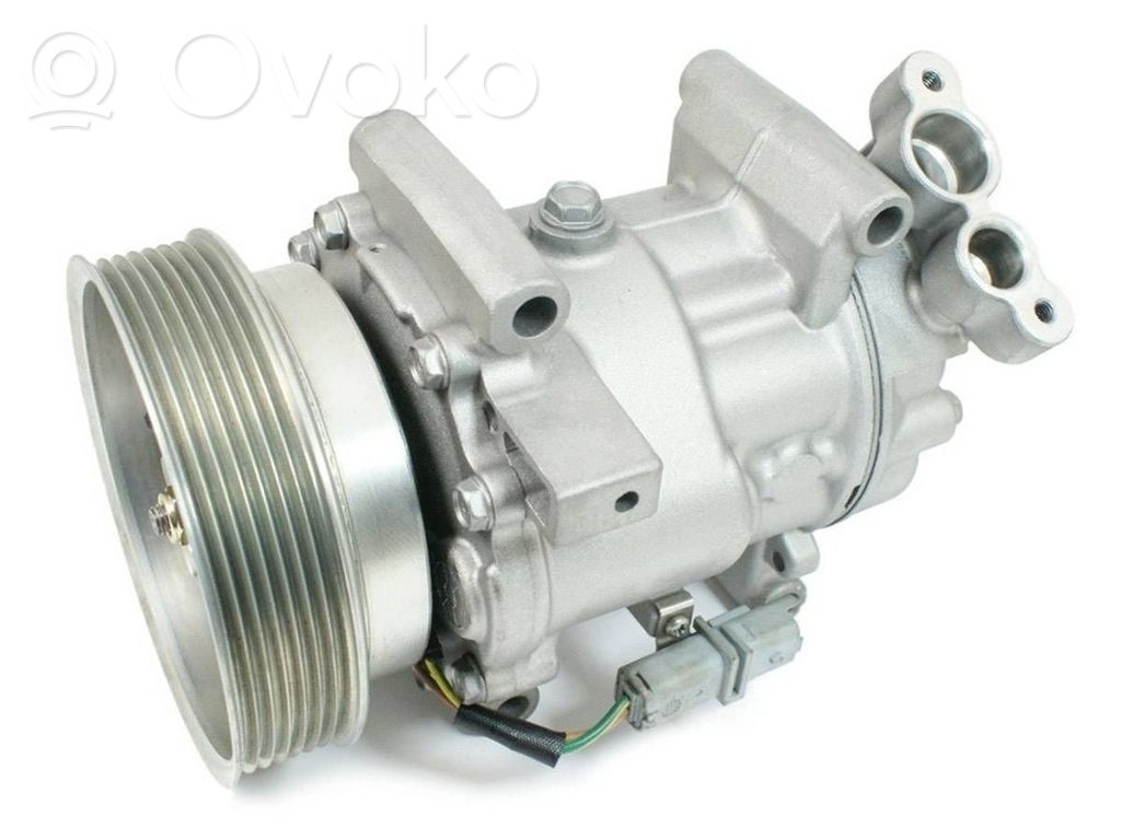 Renault Clio III Kompresor / Sprężarka klimatyzacji A/C 