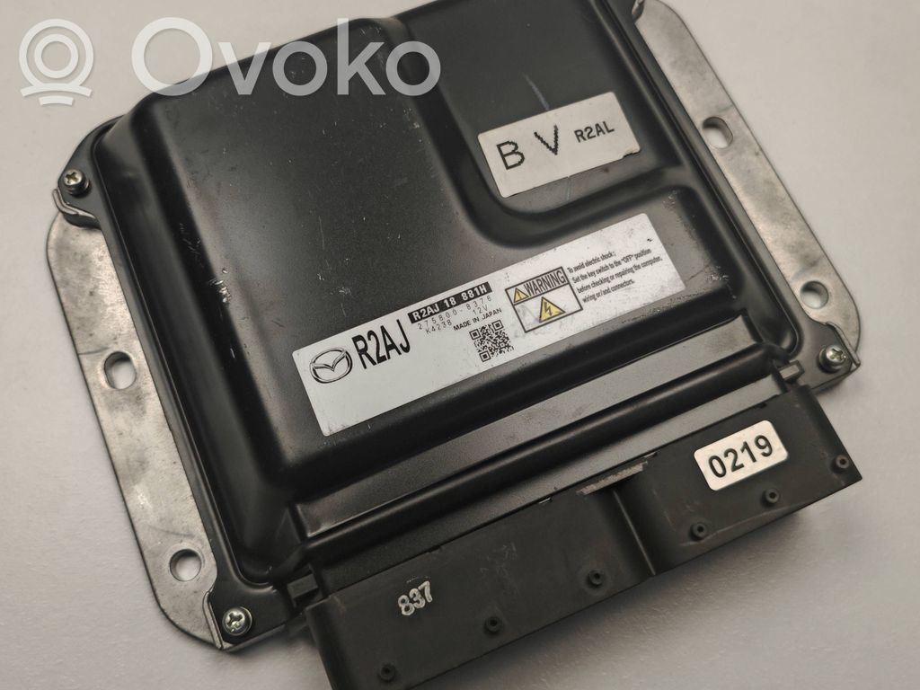 Mazda 3 II Engine control unit/module 