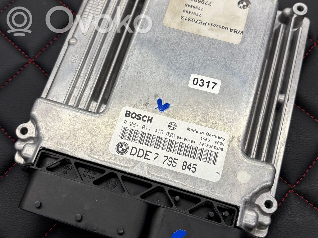 BMW 1 E81 E87 Engine control unit/module 