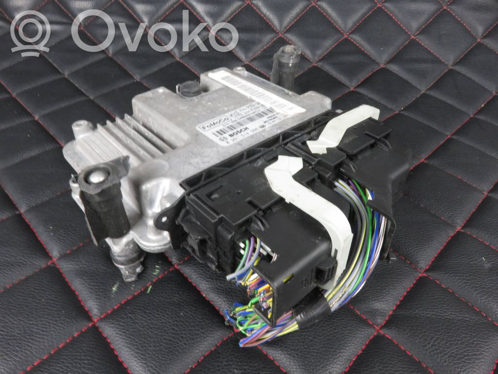 Ford Focus Engine control unit/module 