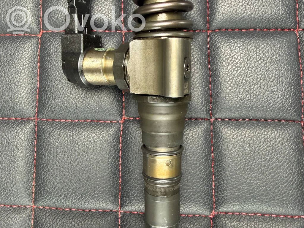 Volkswagen PASSAT B6 Injector combustibil 