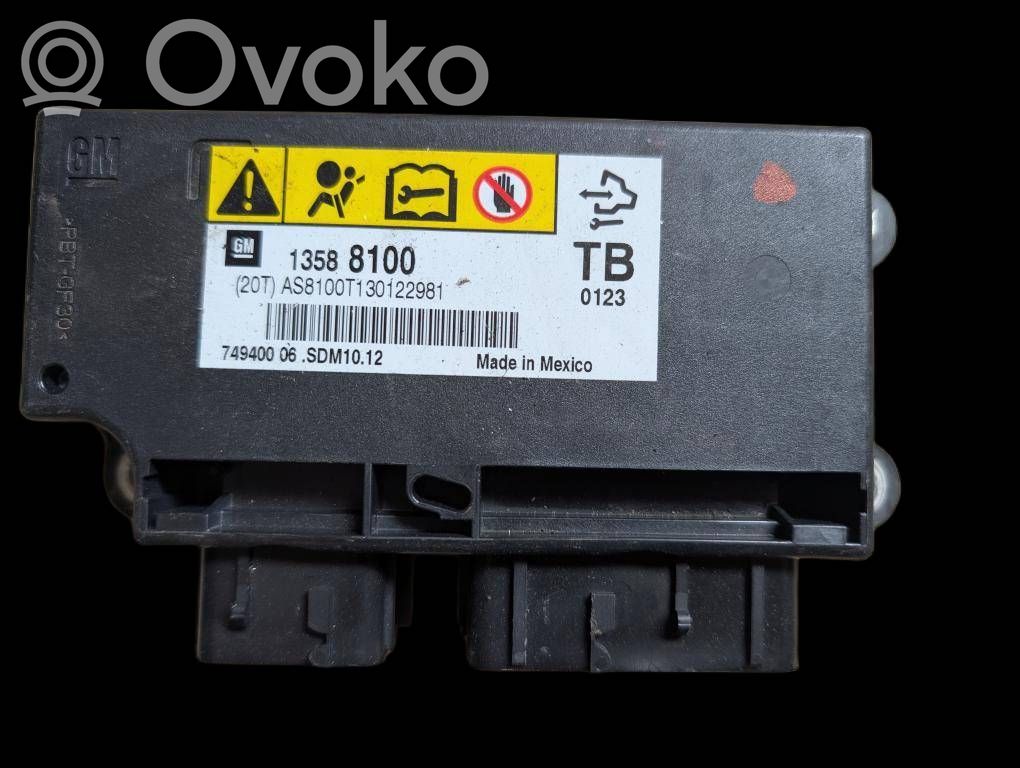 Opel Insignia A Airbag control unit/module 
