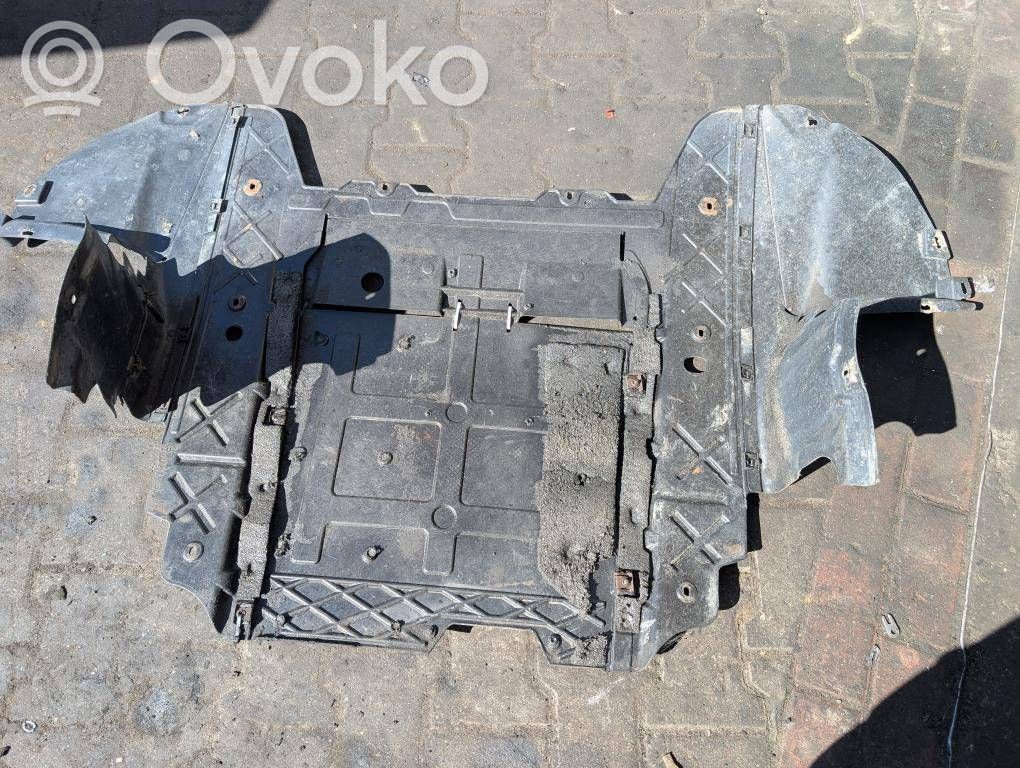 Opel Vectra C Moottorin alustan välipohjan roiskesuoja 