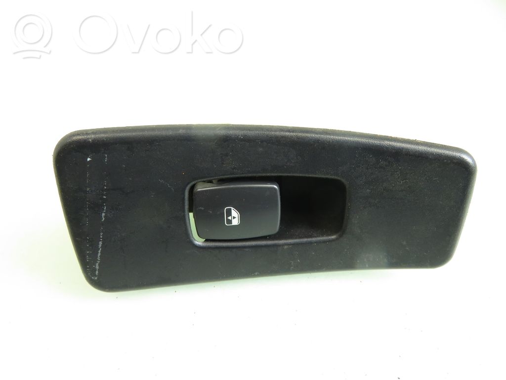 Quarter vent window switch   04685984AA,04685984AA