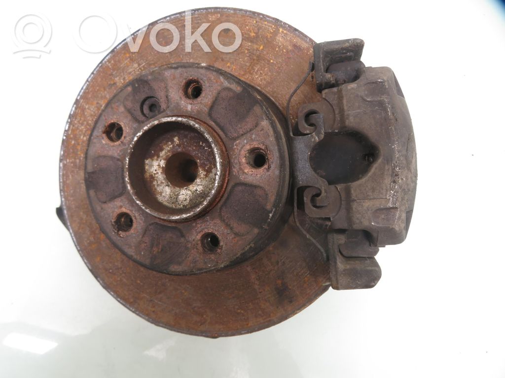 Front wheel hub spindle knuckle