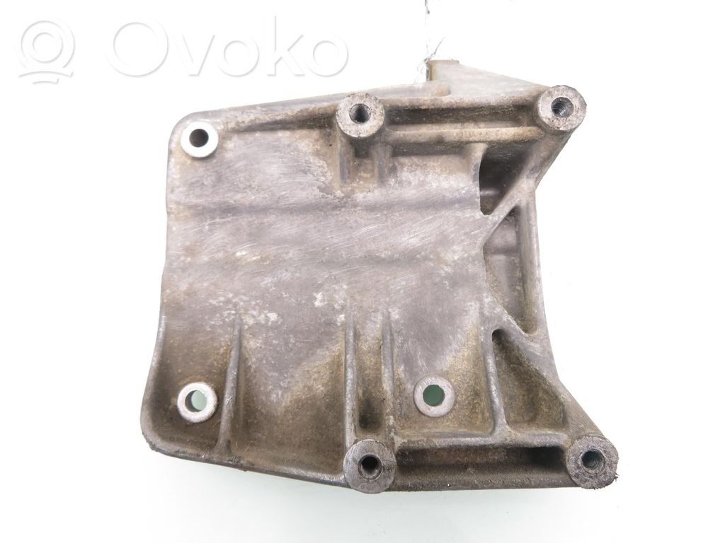 A/C compressor mount bracket   050260885D,050260885D