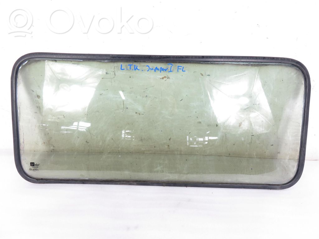 Rear side window