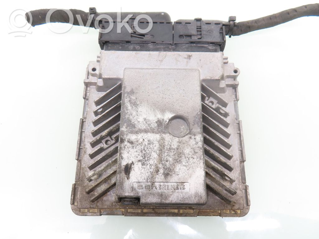 Unidad de control/módulo del motor   03G906018S,03G906018S