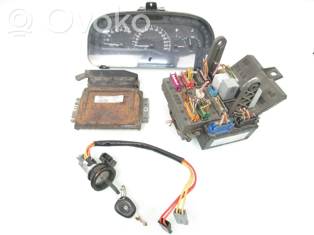 Renault Laguna I Engine control unit/module ECU 