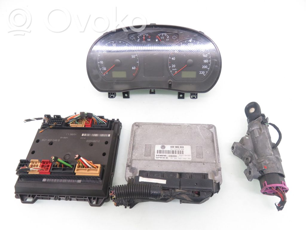 Volkswagen Polo IV 9N3 Komputer / Sterownik ECU silnika 