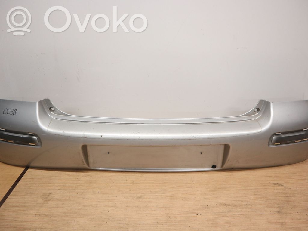 Toyota Yaris Parachoques 