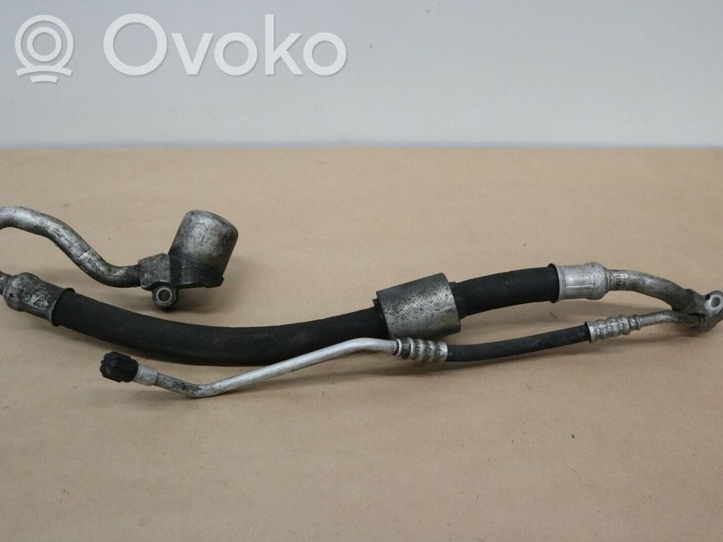 BMW 3 E90 E91 Air conditioning (A/C) pipe/hose 