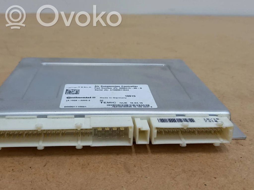 Tesla Model S Air suspension control unit module (rear) 
