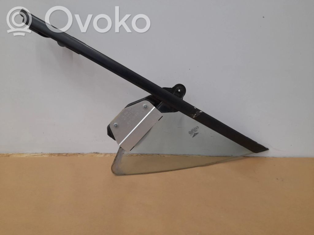 Bentley Continental Front vent window/glass (coupe) 