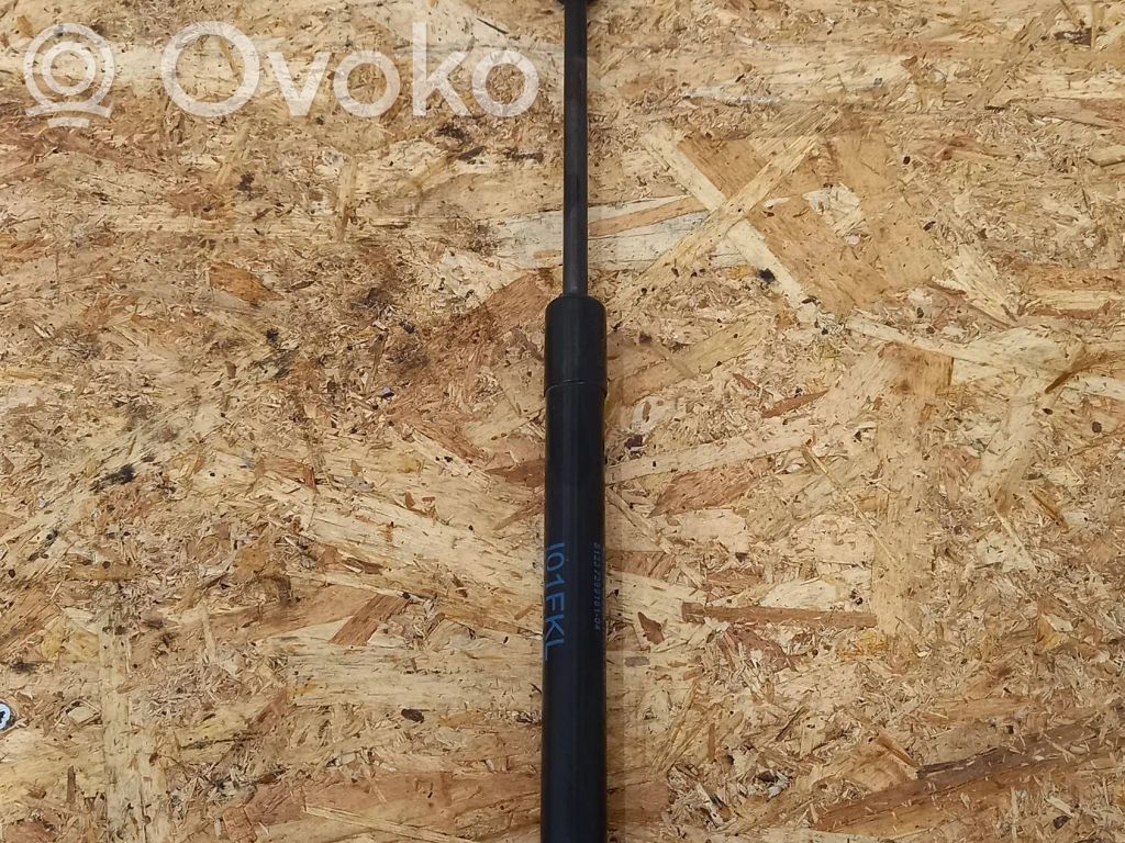 BMW i3 Dzinēja pārsega amortizators 