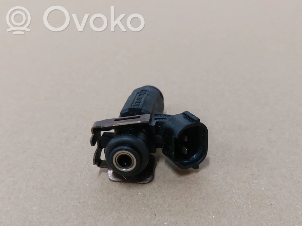 Sprausla (-i)   07C906031B