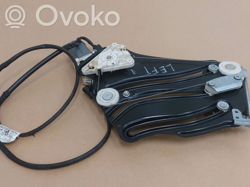 Elektryczny podnośnik szyby drzwi tylnych   A1716700303,A1718200742,A1715400107