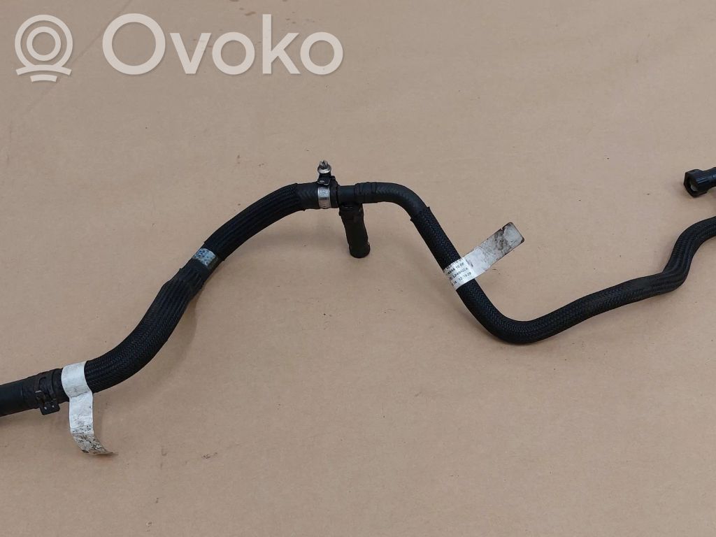 BMW 1 F20 F21 Degvielas caurulīte (-es) 