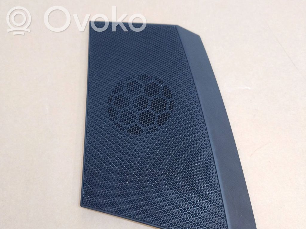 Maskownica głośnika bocznego deski rozdzielczej   7P5035793,7P50357935Q0,7P50357935