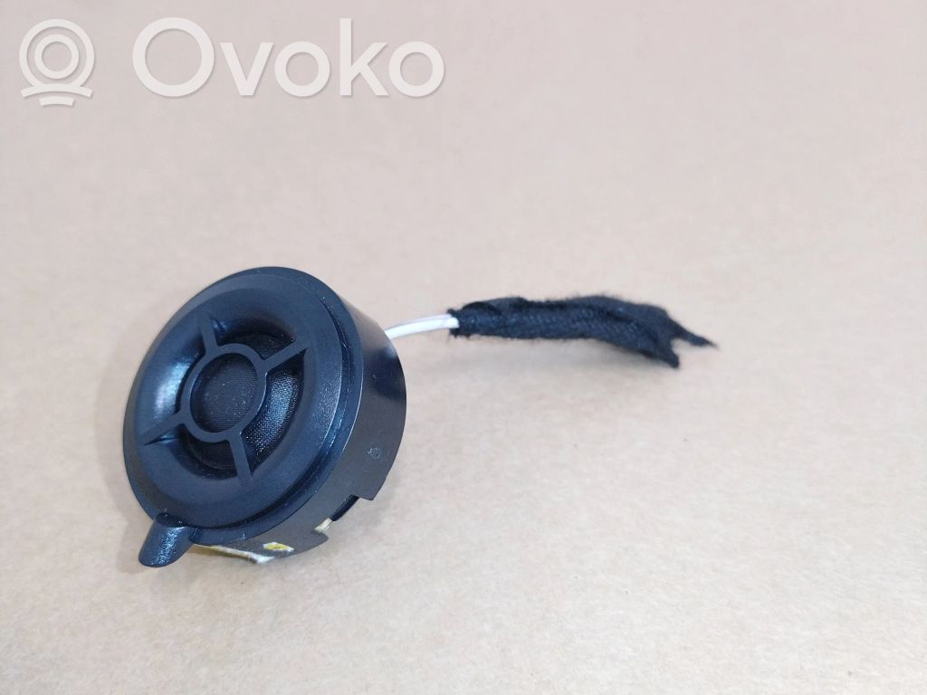 Porsche Cayenne (92A) Rear door speaker 