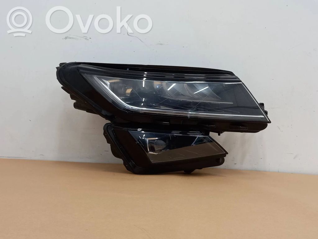 Skoda Karoq Lampa przednia 