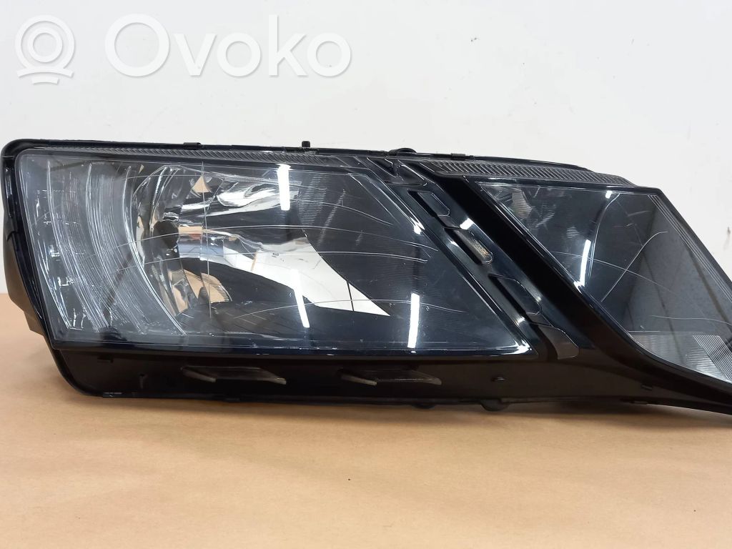 Skoda Octavia Mk3 (5E) Lampa przednia 