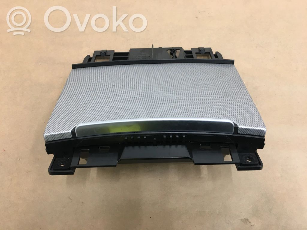 Audi A6 Allroad C7 Aschenbecher vorne 