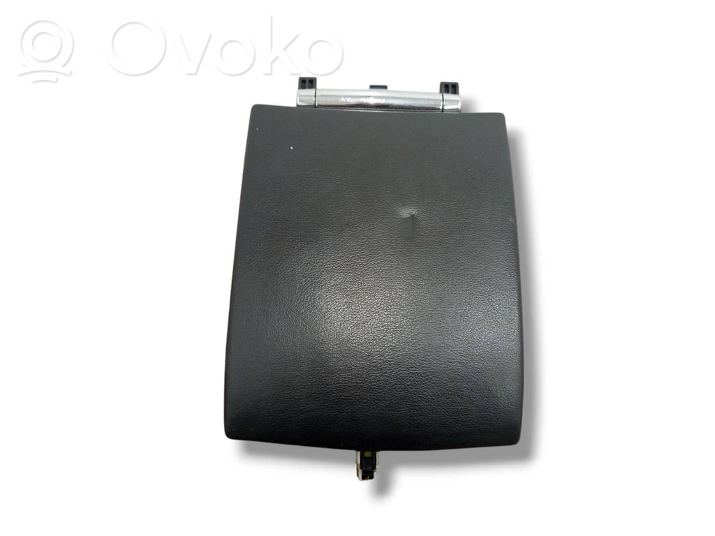Armrest   3D0864101BD,184581,4534207