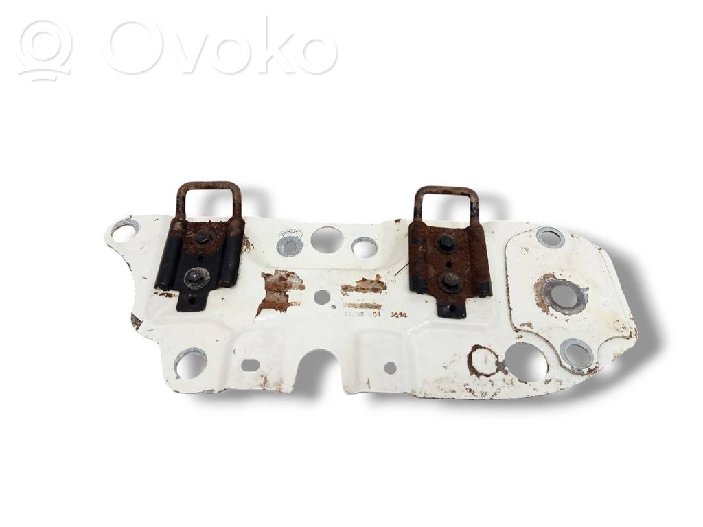 Peugeot Expert Loading door lock loop/hook striker 
