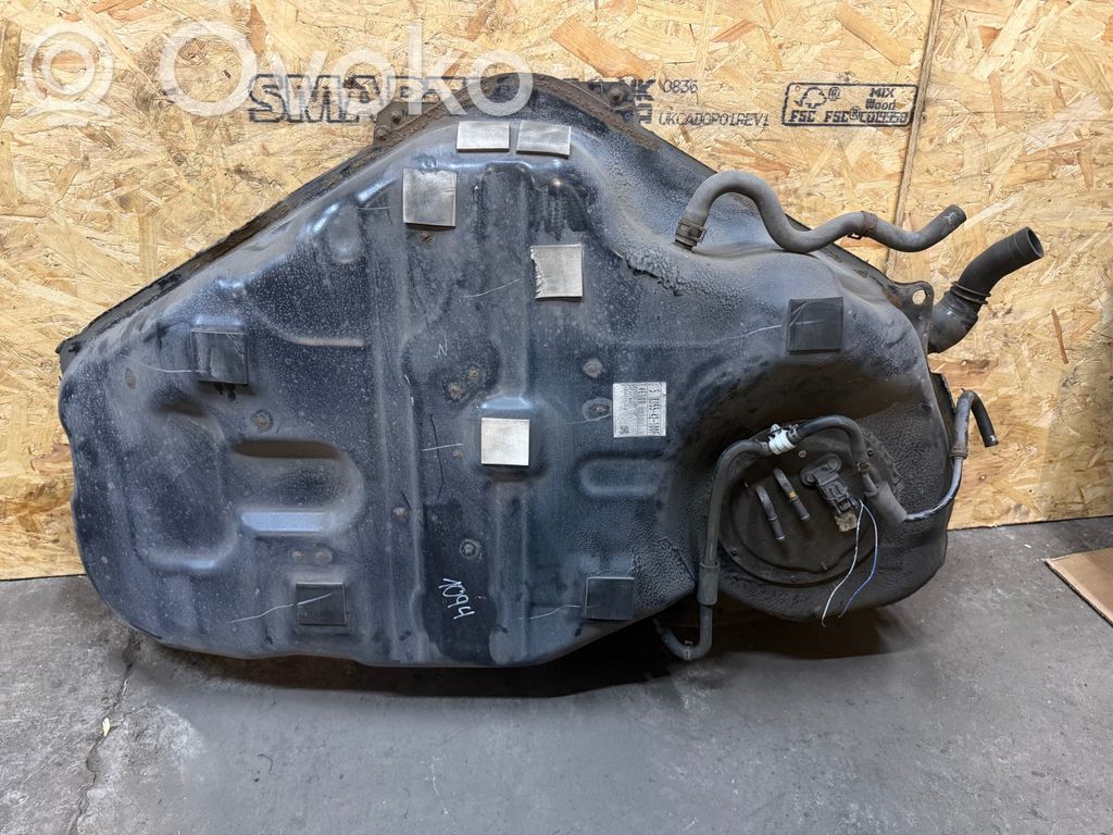 Depósito de combustible   KD5542100F