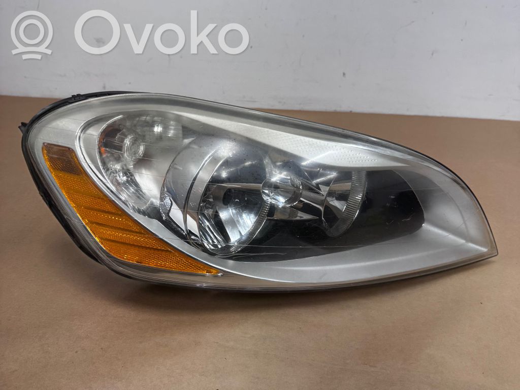 Volvo XC60 Headlight/headlamp 
