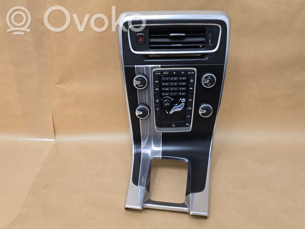 Center console   1302138,30781498,31389134,C3629077