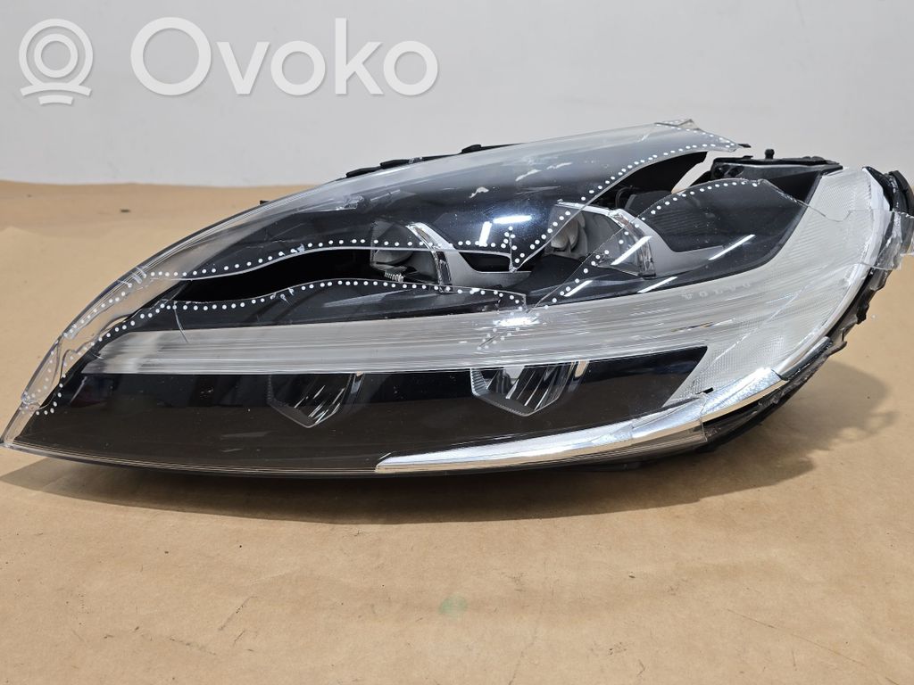Volvo V40 Headlight/headlamp 