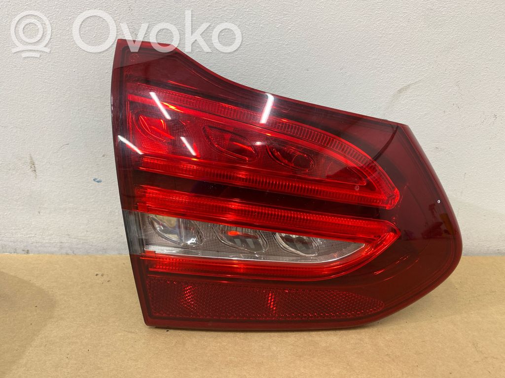 Mercedes-Benz C W205 Lampy tylnej klapy bagażnika 