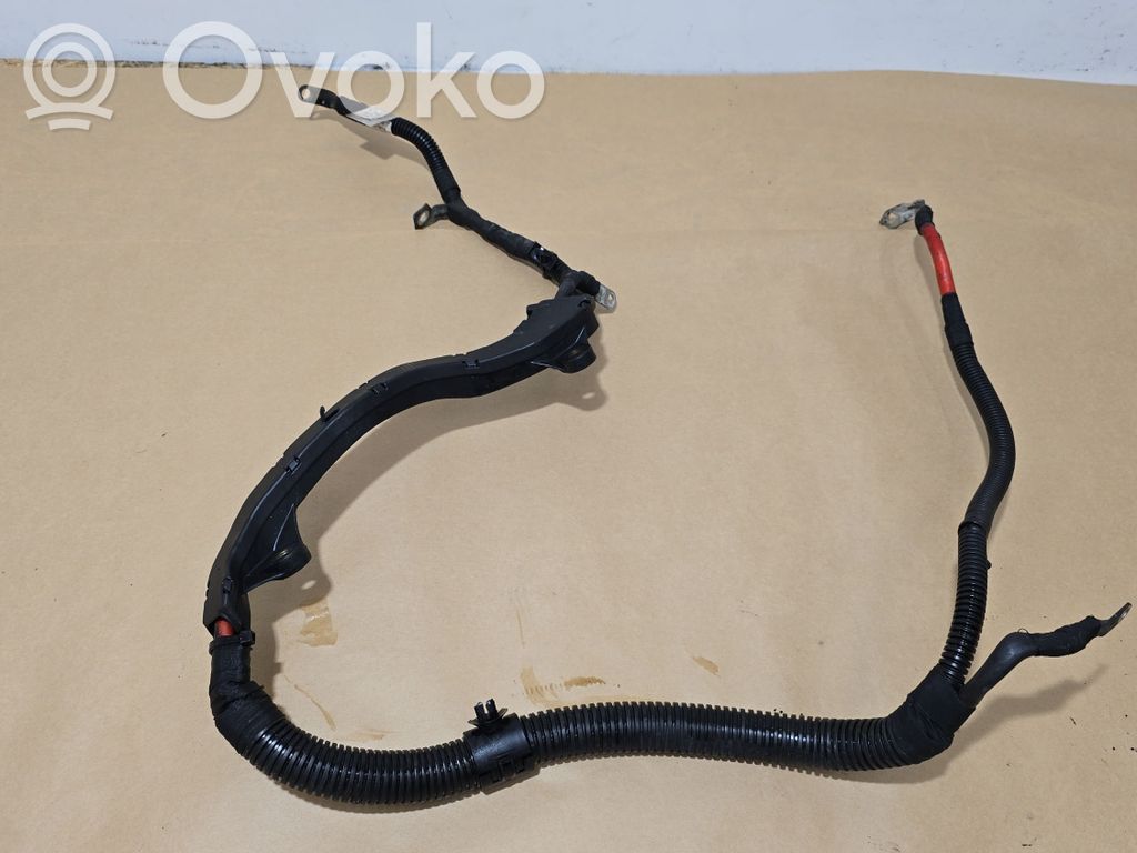 Mercedes-Benz C W205 Pluskabel Batterie 