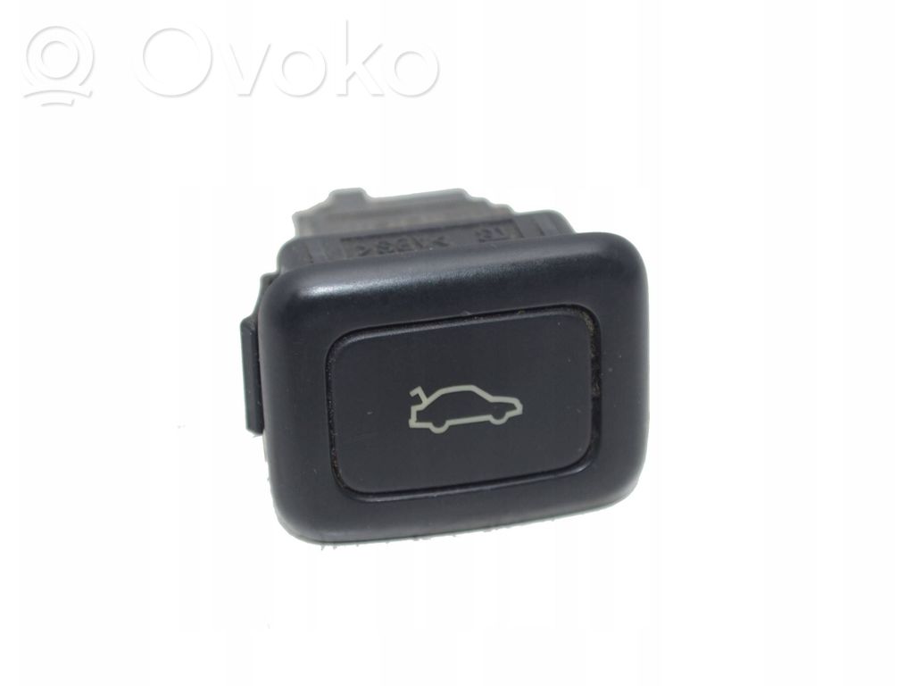 Saab 9-3 Ver2 Tailgate opening switch 