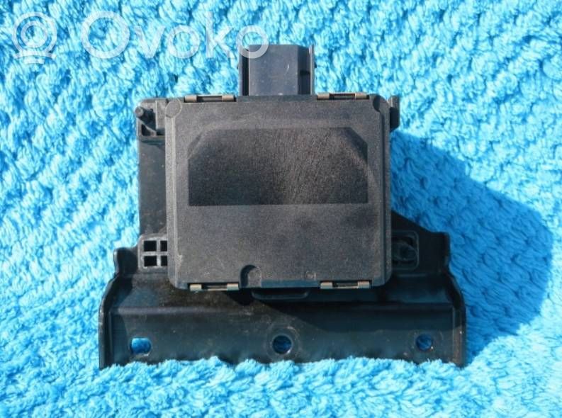 Sensor de radar Distronic   99110CM000