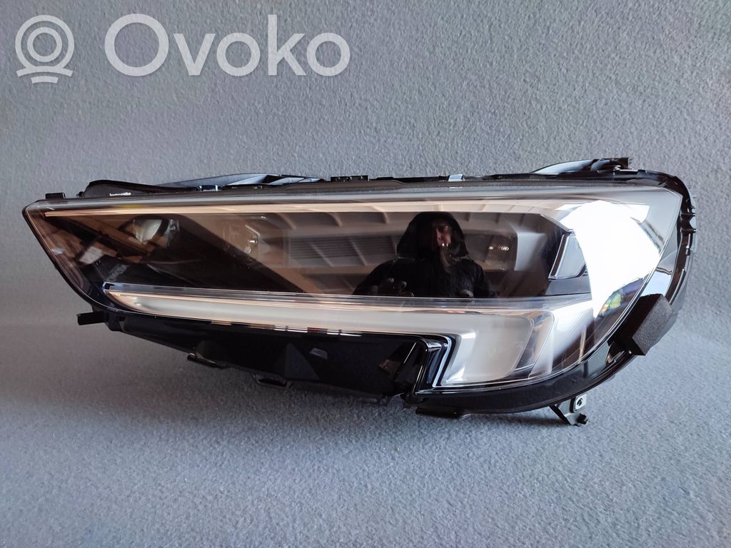 Opel Insignia B Scheinwerfer 
