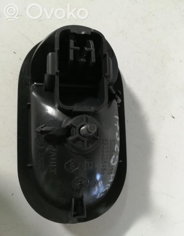 Renault Clio III Manecilla interna puerta trasera 