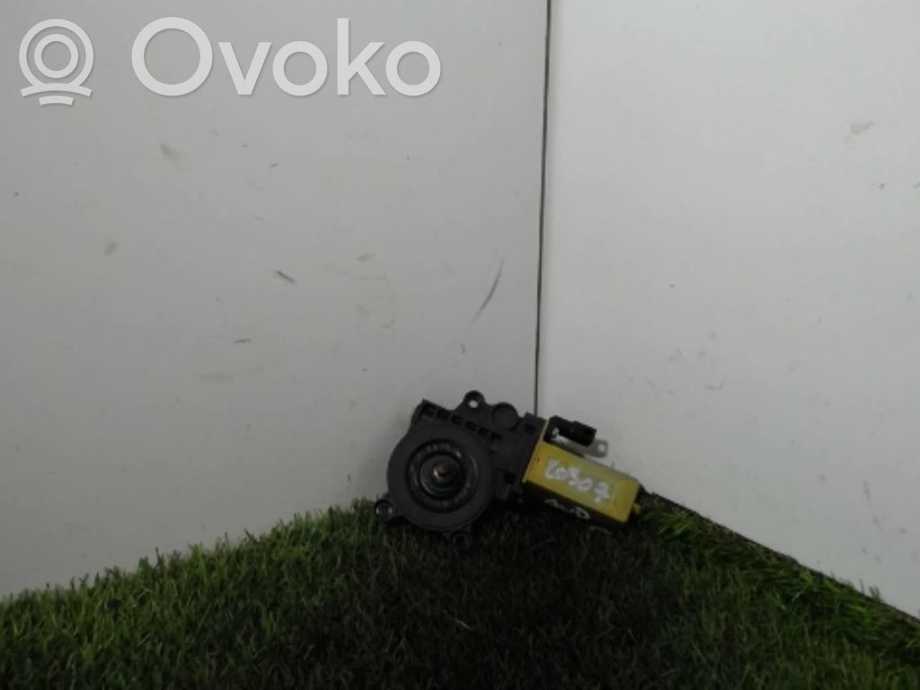 Silnik regulatora szyby drzwi przednich   1218655