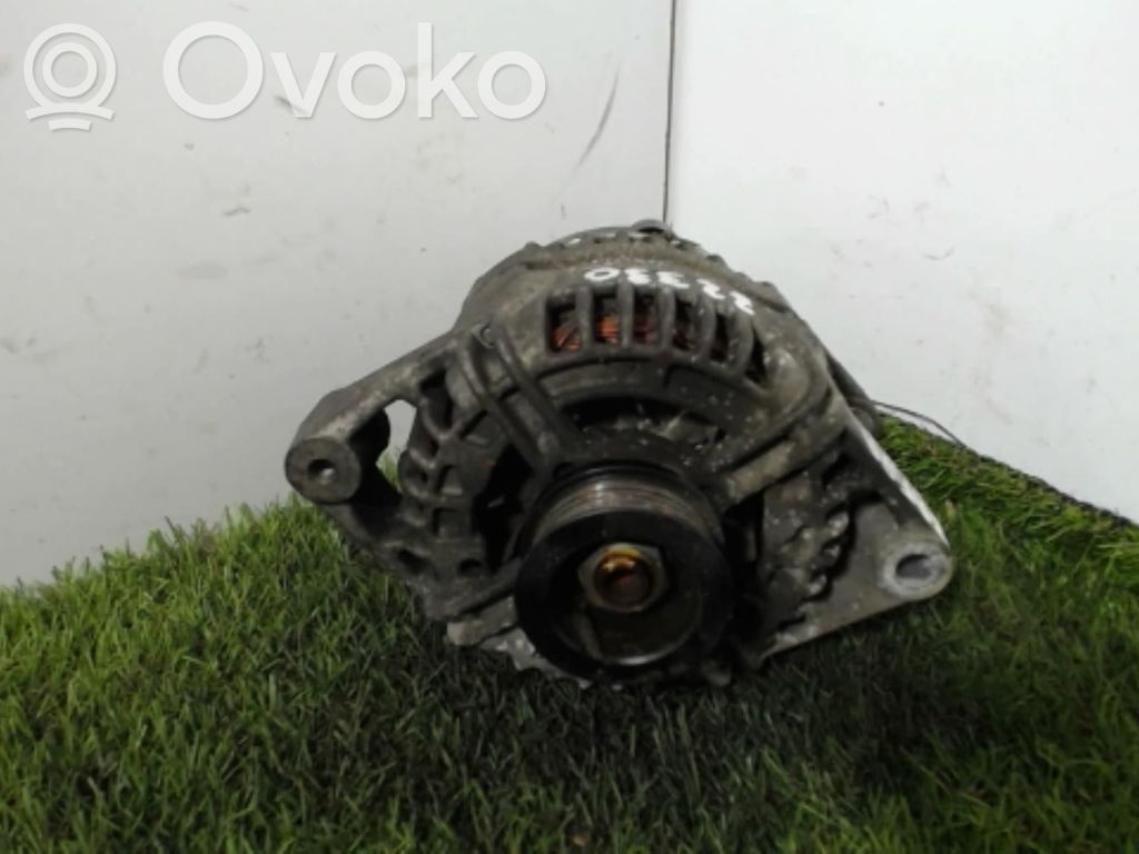 Opel Zafira A Генератор 