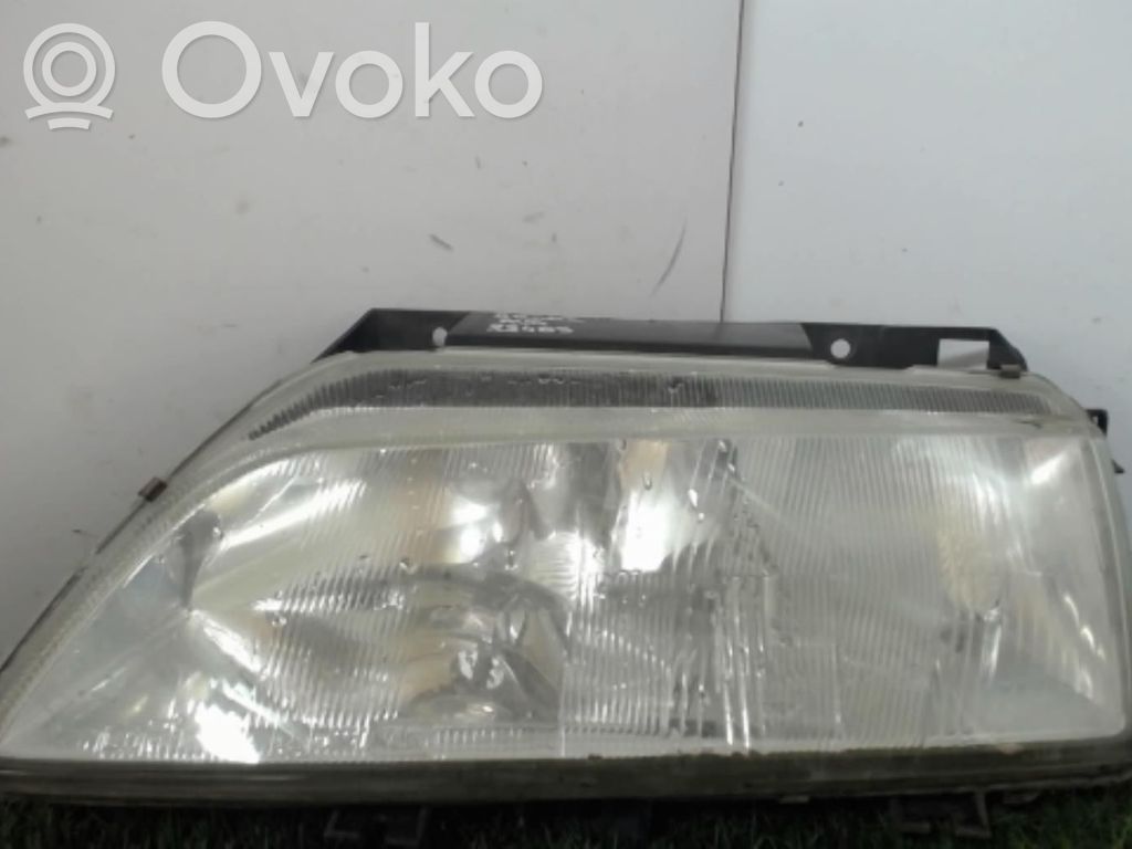 Citroen Xantia Lampa przednia 