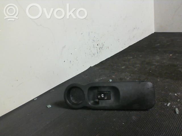 Renault Grand Modus Electric window control switch 