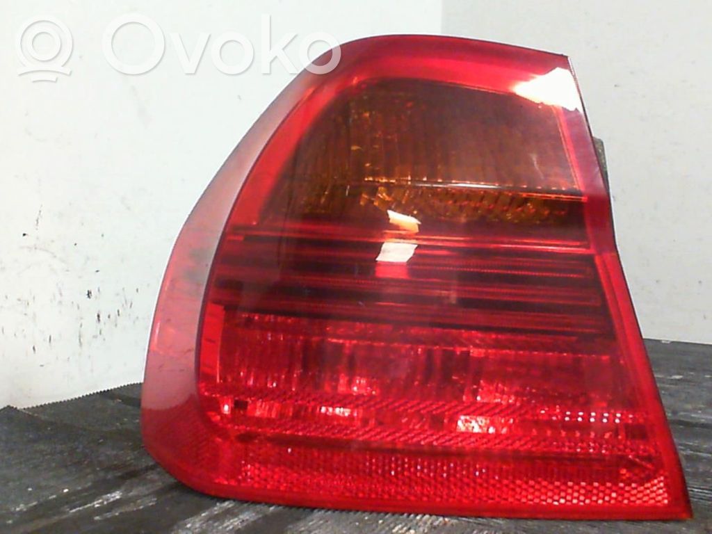 Rear/tail lights   63216937457