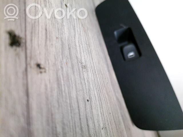 Electric window control switch   4G09598555PR