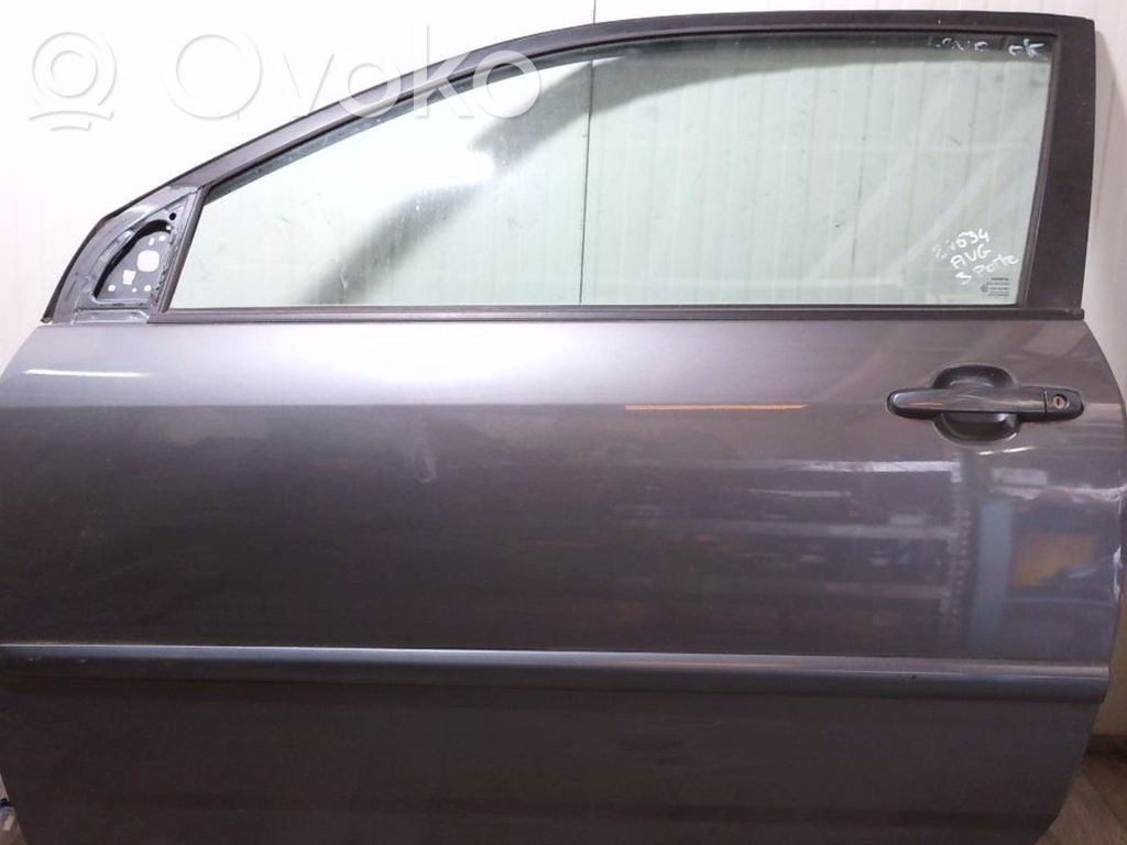Toyota Corolla E120 E130 Дверь 
